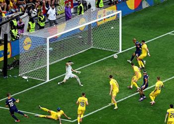 فيديو دونيل مالين ي سجل هدف هولندا الثاني أمام رومانيا