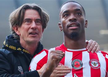 مدرب برينتفورد يراوغ بشأن مستقبل إيفان توني