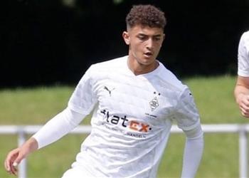 وكيل مصطفى أشرف يرد عبر بطولات على اهتمام الأهلي