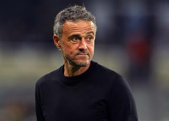 تقارير باريس سان جيرمان يخطط لصفقة ضخمة من مانشستر يونايتد