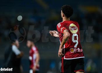 فيديو وسام أبو علي يسجل هدف الأهلي الأول أمام بيراميدز
