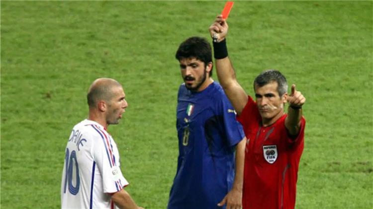 إيلزوندو يطرد زيدان في نهائي كأس العالم 2006