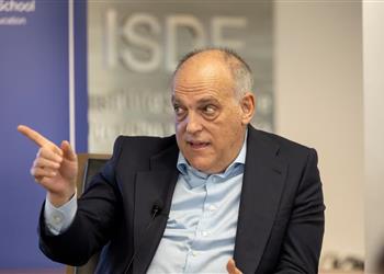 فيديو خافيير تيباس يرد على شكوى ريال مدريد المقدمة ضده