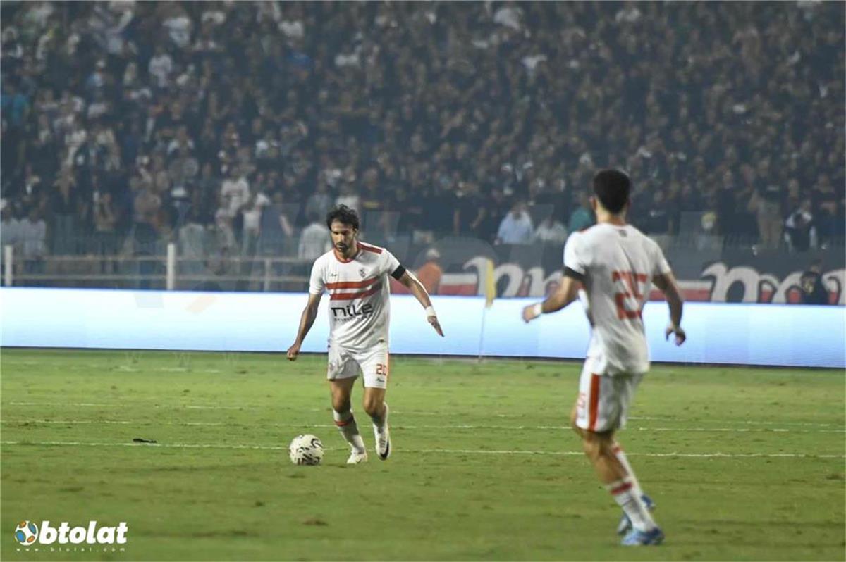 محمود علاء لاعب الزمالك السابق