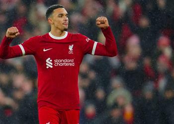 تقارير أرنولد يحسم موقفه من الانضمام إلى ريال مدريد هذا العام