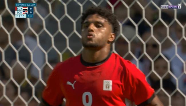 اسامه فيصل يهدر هدف محقق لـ مصر امام الدومينيكان في اولمبياد باريس
