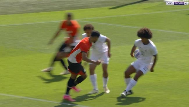 لاعبو مصر يطالبون بركلة جزاء امام الدومينيكان في اولمبياد باريس