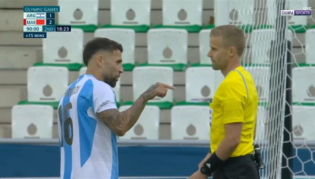 الدقيقة الاخيرة من مباراة المغرب والارجنتين بعد الغاء الحكم هدف ميدينا بداعي التسلل واستكمال اللقاء