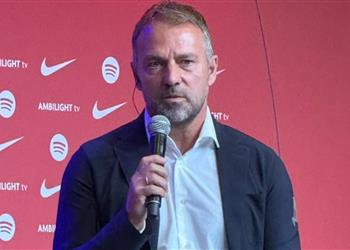 فليك يوضح موقفه من صفقات برشلونة ويتهرب من الحديث عن نيكو ويليامز