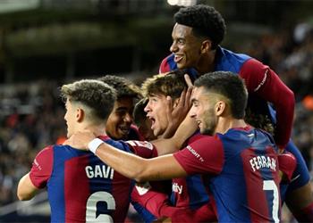 رومانو لاعب برشلونة على قائمة تعزيزات الهلال السعودي في الصيف