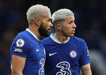 ريس جيمس عنصرية إنزو فرنانديز ستؤثر على غرفة ملابس تشيلسي