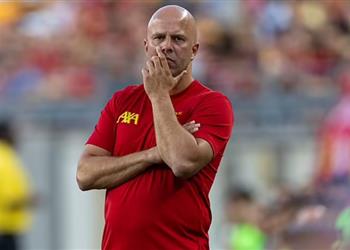 لاعب ليفربول سلوت يريدني في مركز لا أفضله وتحدثت معه بشأن مستقبلي