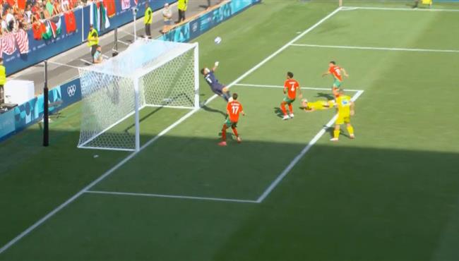 تصدي منير المحمدي الرائع يحرم أوكرانيا من هدف محقق بأولمبياد باريس