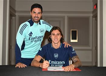 أول تعليق من أرتيتا على صفقة انتقال كالافيوري إلى آرسنال