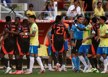 فيديو البرازيل تخسر فينيسيوس وتتأهل إلى ربع نهائي كوبا أمريكا بتعادل مثير مع كولومبيا