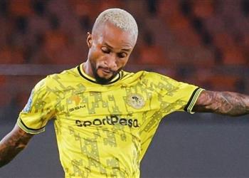 يانج أفريكانز يوضح لـ بطولات حقيقة مفاوضات الأهلي لضم زوزوا