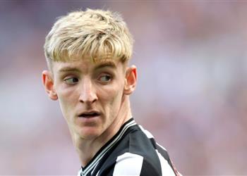 ليفربول إيكو تشكيلة مثالية يحلم بها سلوت حال التعاقد مع أنتوني جوردون