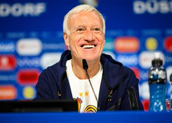 ديشامب كريستيانو رونالدو يمثل تهديد ا لفرنسا ويظل منافس ا عظيم ا