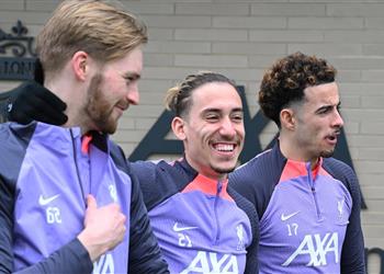 في غياب محمد صلاح ليفربول يبدأ تحضيرات الموسم الجديد تحت قيادة سلوت