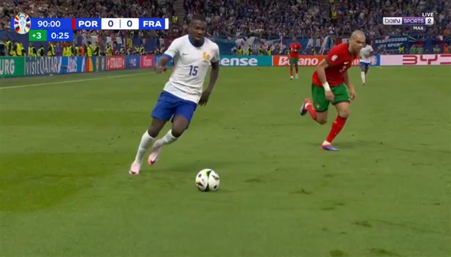 استبسال دفاعي رائع من بيبي في الدقيقة الأخيرة من مباراة البرتغال وفرنسا