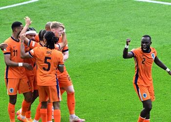تشكيل هولندا أمام تركيا في يورو 2024 جاكبو يقود الهجوم