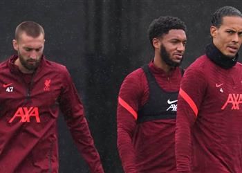 ليفربول يرفض عرض ا من الدوري التركي لضم مدافعه