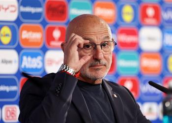 دي لافوينتي إسبانيا أفضل فريق في يورو 2024 ومبابي لاعب استثنائي