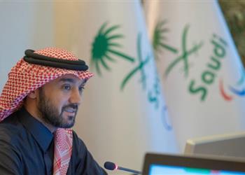 وزير الرياضة السعودي بعض الأندية طلبت صفقات من أجل الهالة الإعلامية وهذه حقيقة التعاقد مع صلاح