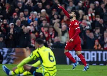تشكيل مباراة ليفربول وآرسنال ودي ا محمد صلاح أساسي ا وجيسوس يقود الجانرز