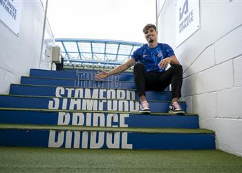 رسمي ا تشيلسي ي علن تعاقده مع بيدرو نيتو