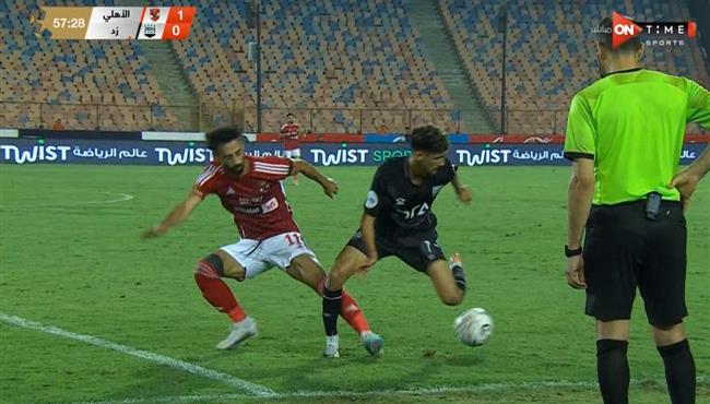 مهاراة رائعة من أحمد عاطف قطة في مباراة الاهلي وزد