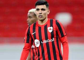 خاص الأهلي يحسم موقفه من ضم أشرف بن شرقي