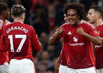 فيديو زيركزي يقود مانشستر يونايتد لفوز قاتل على فولهام في افتتاحية الدوري الإنجليزي