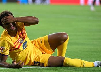 بالدي يطمئن جماهير برشلونة بعد إصابته أمام فالنسيا