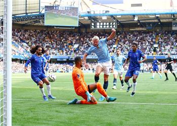 هالاند يحقق 3 أرقام مميزة بعد هدفه في مباراة مانشستر سيتي وتشيلسي