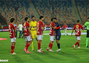 خاص موقف أحمد قندوسي مع الأهلي بعد نهاية إعارته إلى سيراميكا كليوباترا