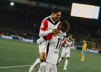 فيديو مرموش يصنع هدفين في تأهل فرانكفورت إلى دور الـ32 من كأس ألمانيا