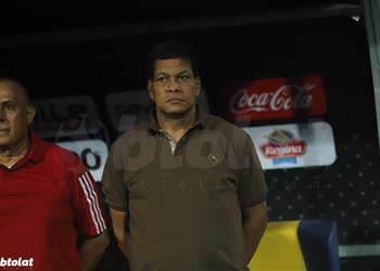 خاص غير عادل علاء عبد العال يشتكي للاعبي الزمالك من جوميز