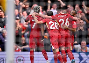 فرديناند يتوجه بطلب إلى محمد صلاح وثنائي ليفربول بعد مباراة إيبسويتش