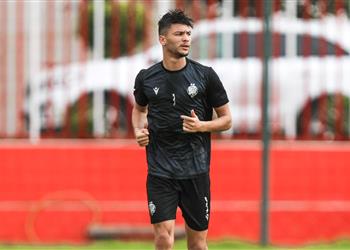 والد أشرف داري يؤكد إتمام انتقاله إلى الأهلي وموعد الإعلان الرسمي