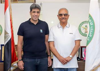 رسمي ا سامي الشيشيني مدير ا فني ا لـ البنك الأهلي