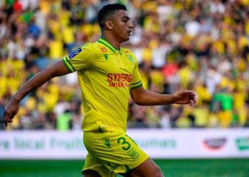 مصطفى محمد يشارك بديل ا في فوز أول لـ نانت على 10 لاعبين من أوكسير