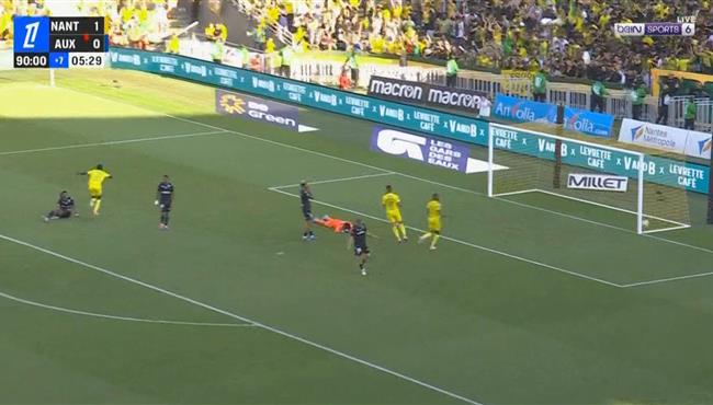 هدف رائع لـ نانت امام اوكسير في الدوري الفرنسي