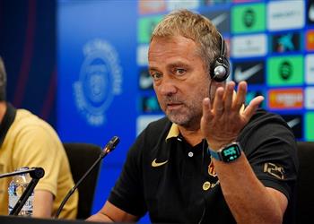 فليك نأمل تسجيل أولمو رغم صعوبة الوضع في برشلونة وليس صحيح ا عدم قناعتي بـ روكي