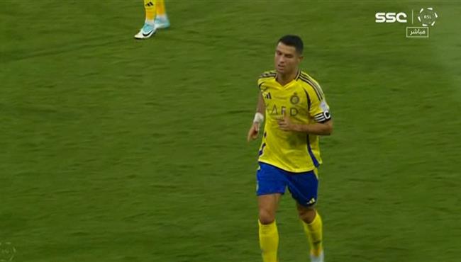 حارس الفيحاء يحرم رونالدو من تسجيل هدف لـ النصر بالدوري السعودي