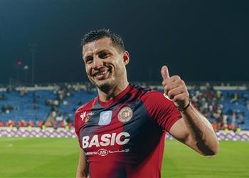 تشكيل ضمك أمام الهلال في الدوري السعودي موقف طارق حامد