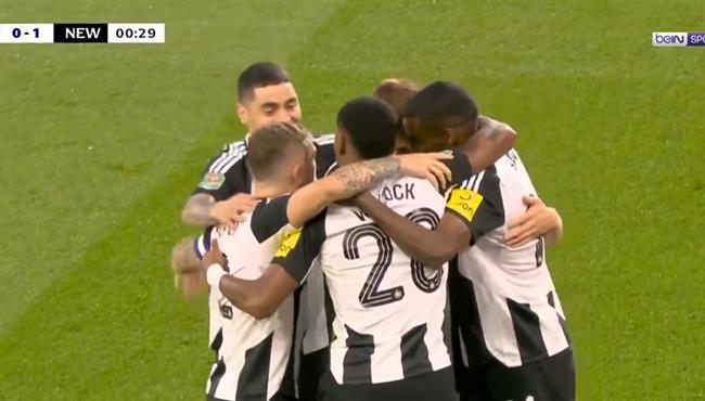 بعد 19 ثانيه فقط نيوكاسل يسجل هدف امام نوتينجهام فورست في كأس الرابطة الانجليزية