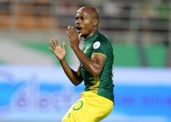 منتخب جنوب إفريقيا يستبعد بيرسي تاو من معسكر سبتمبر ومدربه وضعه في الأهلي أحد الأسباب