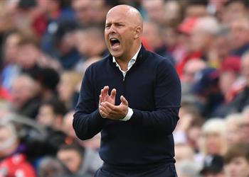 سلوت يوضح حقيقة غضب أرنولد بعد خروجه ضد برينتفورد ويؤكد لا أريد الشهرة من خلال التصريحات