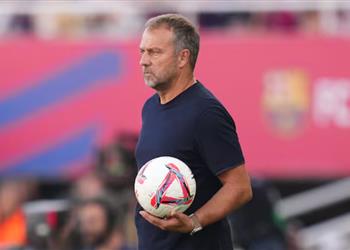 فليك يرد على جماهير برشلونة ويوجه رسالة تحذير بعد فوزه الرابع في الدوري الإسباني